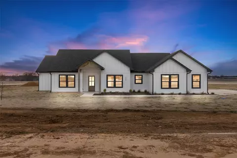 1456 Dixie Estates Way, Whitesboro, TX 76273