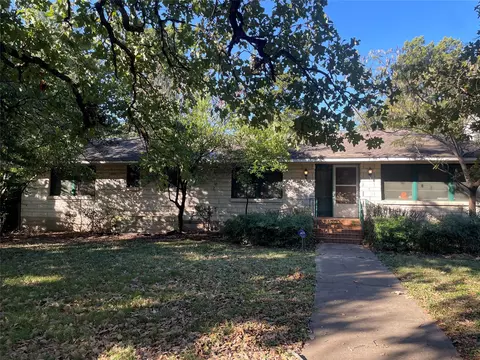 1551 Junior Dr, Dallas, TX 75208
