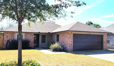 6615 Lakeside Dr, Lake Worth, TX 76135