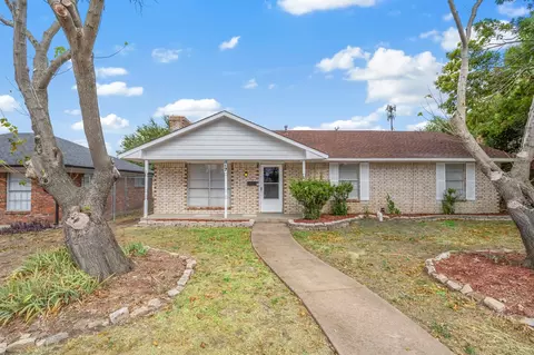 817 Rea Ave, Lancaster, TX 75146