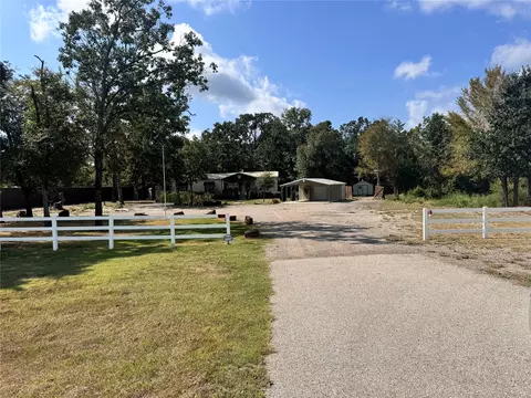 12180 E Us-175 Hwy, Larue, TX 75770