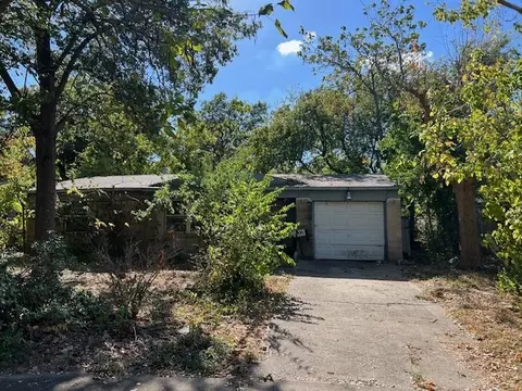 4847 Bedford Dr, Mesquite, TX 75150