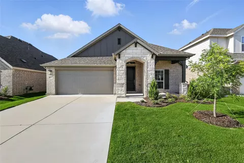 4937 Hitching Post Dr, Crowley, TX 76036