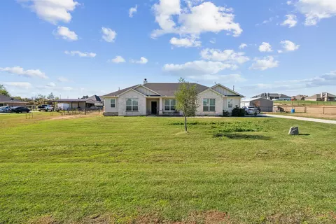 170 Spring Creek Cir, Paradise, TX 76073