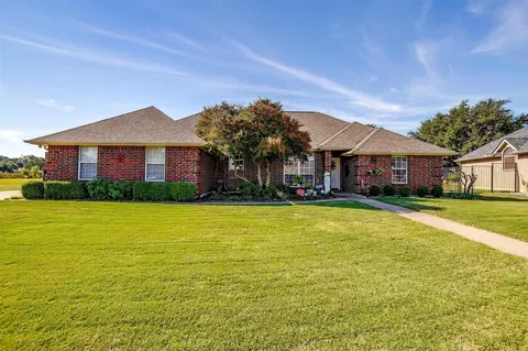 108 Shorewood Pl, Joshua, TX 76058
