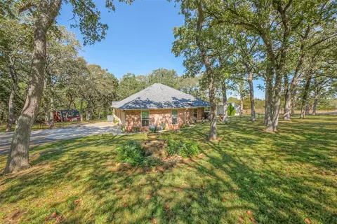 317 Bent Oak Rd, Weatherford, TX 76086
