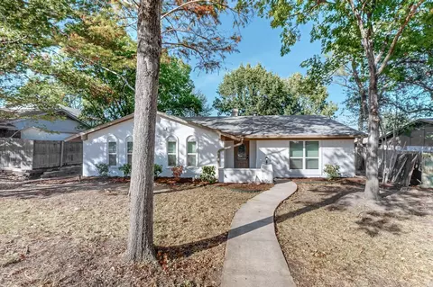 1713 Woodlawn Pkwy, Mesquite, TX 75149