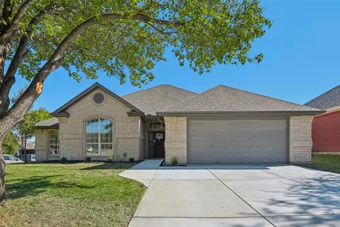 1518 New Haven Dr, Mansfield, TX 76063