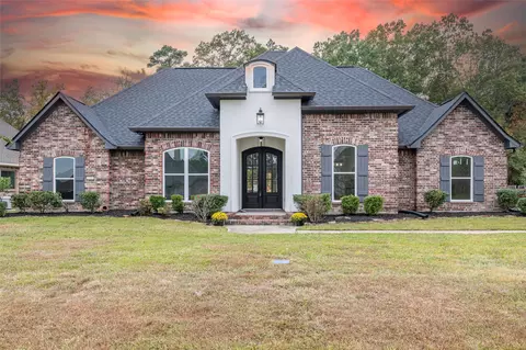 1919 Highpoint Pl, Haughton, LA 71037