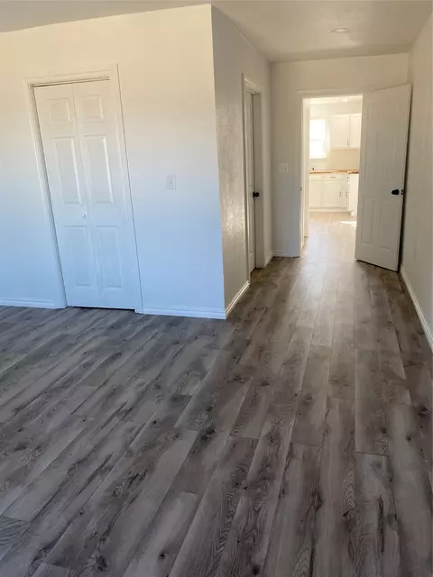 Entry Way - 610 NW 7th St, Hamlin, TX 79520 photo 3 of 4