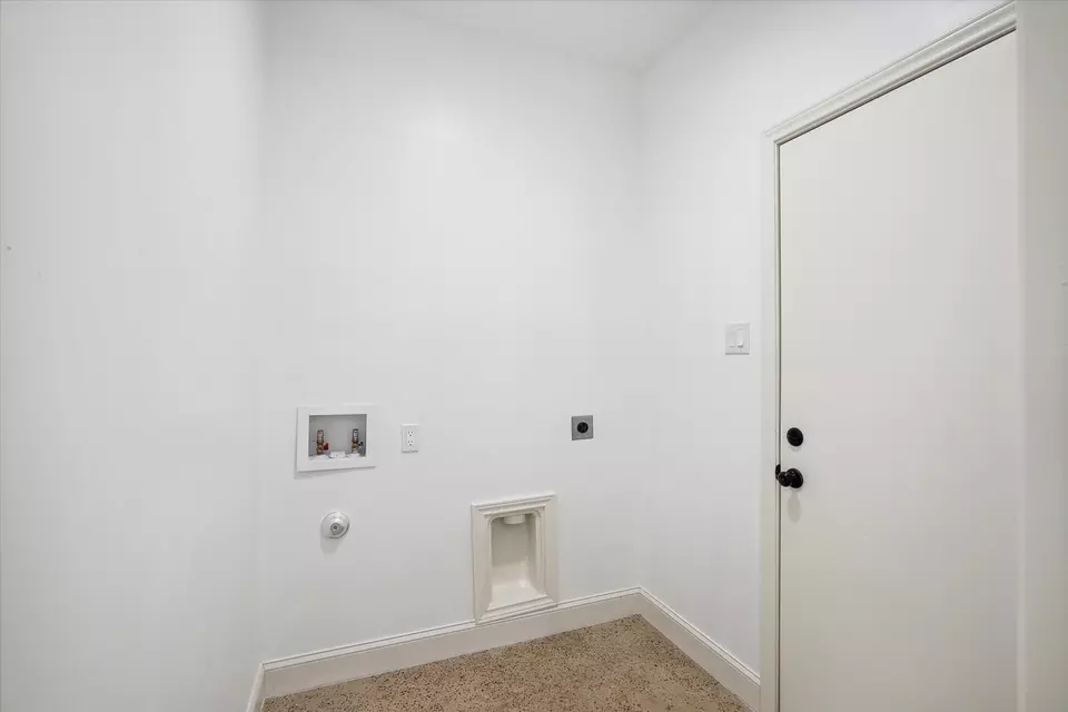 Other - 116 S Tatum Ave, Dallas, TX 75211 photo 3 of 5