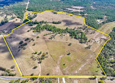 1 Wood Farm Rd, Huntsville, TX 77320