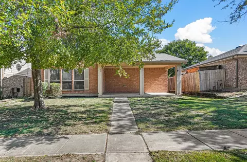 7224 Amber Dr, Dallas, TX 75241