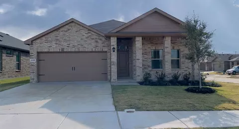 4329 Cario Ln, Fort Worth, TX 76036