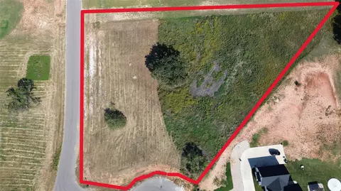 500 Bella Ct, Granbury, TX 76048