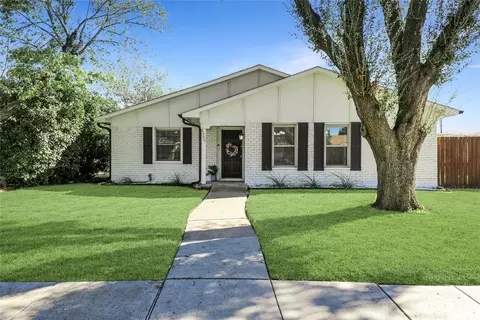 5709 Magnolia Ln, Rowlett, TX 75089