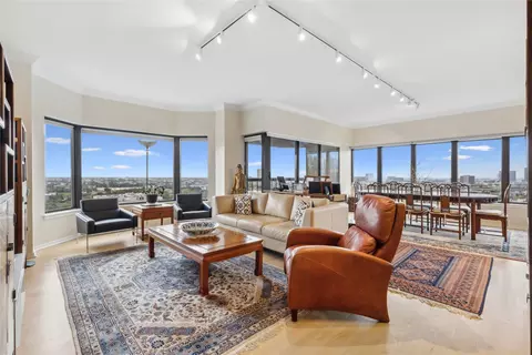3030 Mckinney Ave #1701, Dallas, TX 75204