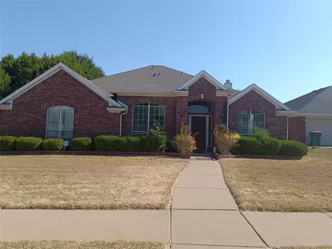 1202 Waterford Oaks Cir, Cedar Hill, TX 75104