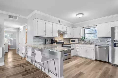 2072 Lisa Cir, Canton, TX 75103