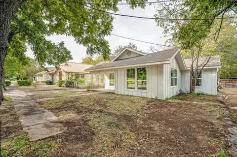 1057 W Green St, Stephenville, TX 76401