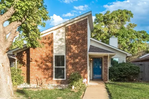 1150 Hemlock Dr, Desoto, TX 75115