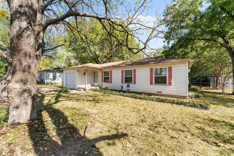 4824 Carolyn Jean Dr, Balch Springs, TX 75180