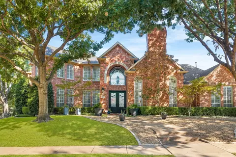 6429 Shady Oaks Ln, Plano, TX 75093