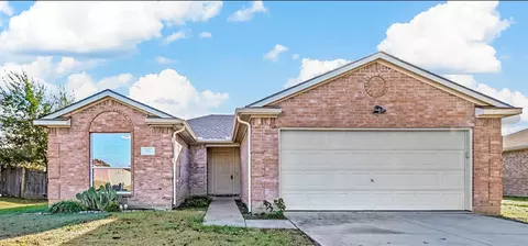 408 Penny Ln, Burleson, TX 76028