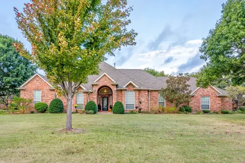 3600 Blossom Park Ct, Arlington, TX 76016