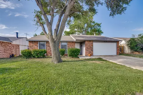 5324 Yager Dr, The Colony, TX 75056