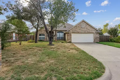 1322 Timber Creek Dr, Weatherford, TX 76086