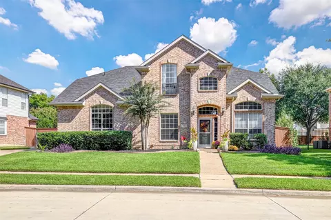 211 Longview Ct, Keller, TX 76248