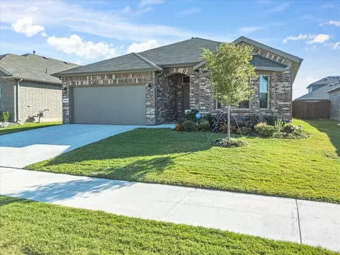 15524 Charing Cross Rd, Justin, TX 76247