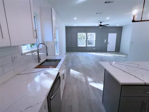 Kitchen - 1700 Dixie St, Commerce, TX 75428 photo 4 of 4