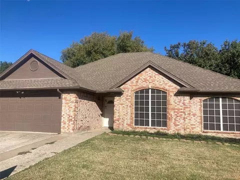 2411 Page Pl, Mansfield, TX 76063