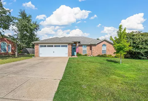 1610 Ocean Dr, Mansfield, TX 76063