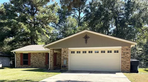 117 Oak Ridge Dr, Shreveport, LA 71106