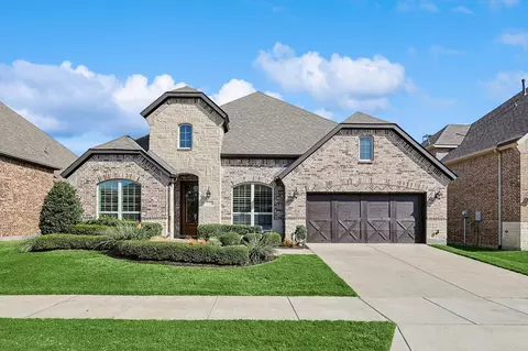 713 Fireside Dr, Aubrey, TX 76227