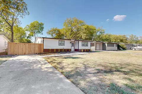 821 Grande Dr, Mesquite, TX 75149