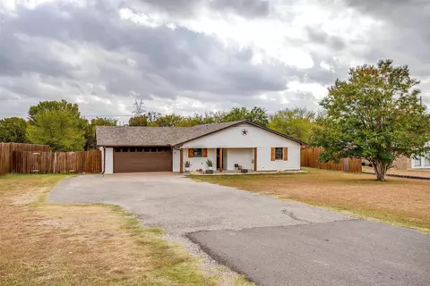 1410 Azle Hwy, Weatherford, TX 76085