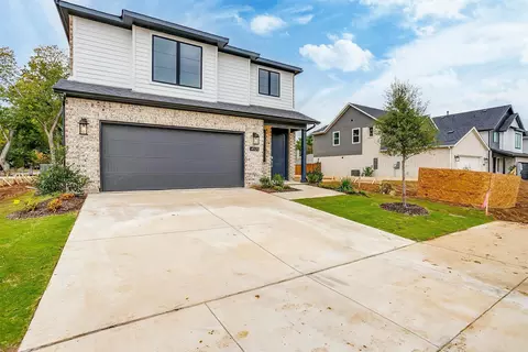 4532 Hogans Alley Dr, Arlington, TX 76001