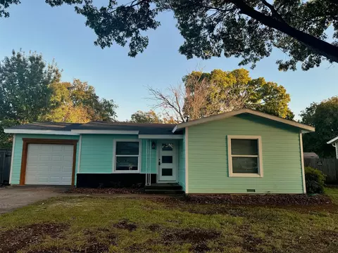 3748 Kris St, North Richland Hills, TX 76180