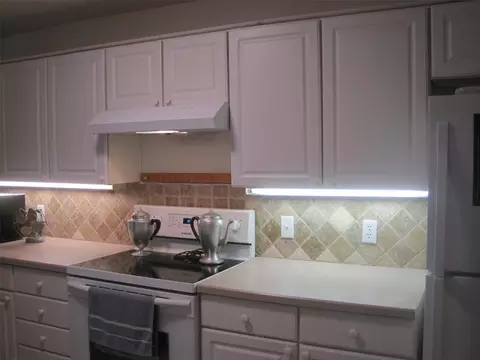 Kitchen - 409 E Boyd Ave, Boyd, TX 76023 photo 4 of 4