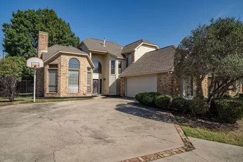 500 Towne Cv, Irving, TX 75061
