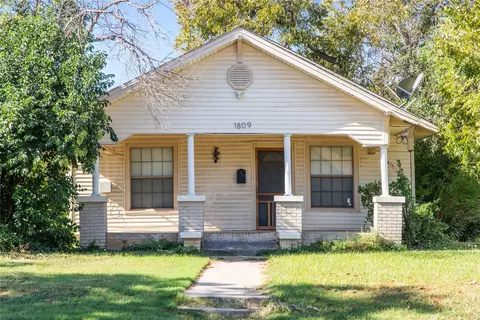 1809 Durham Ave, Brownwood, TX 76801