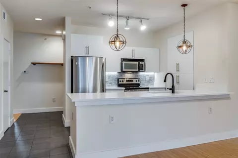 4605 Cedar Springs Rd #221, Dallas, TX 75219