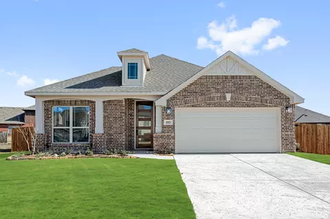 193 Creekside Dr, Sanger, TX 76266