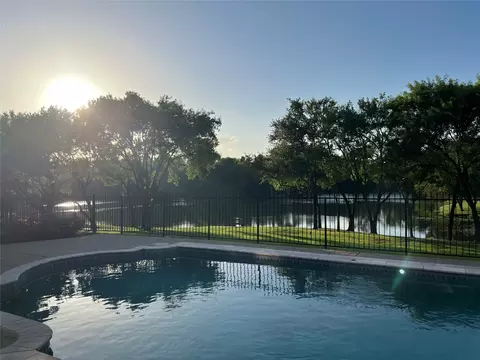 13229 Glad Acres Dr, Farmers Branch, TX 75234