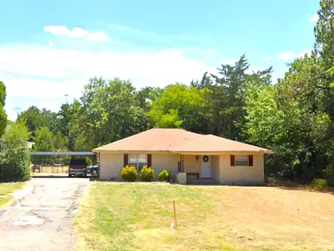618 Forrester St, Greenville, TX 75401
