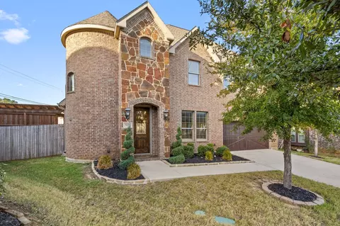 7237 W Nirvana Cir, North Richland Hills, TX 76182